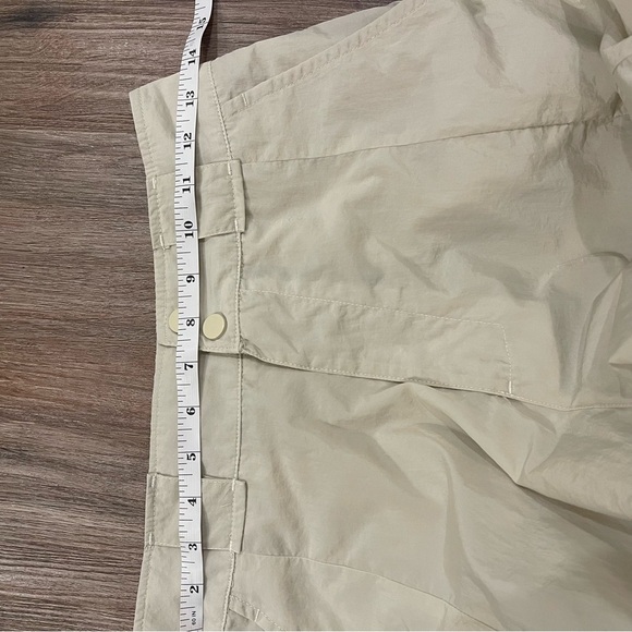 Young LA Womens Retro Cargo Joggers W222 Size Small Beige Pockets Parachute - Picture 9 of 12